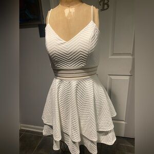 Women’s White Dress